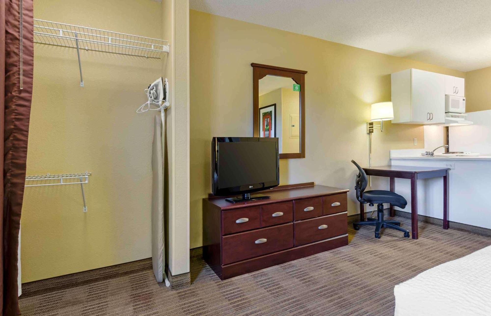 Extended Stay America Suites - Lynchburg - University Blvd Bagian luar foto