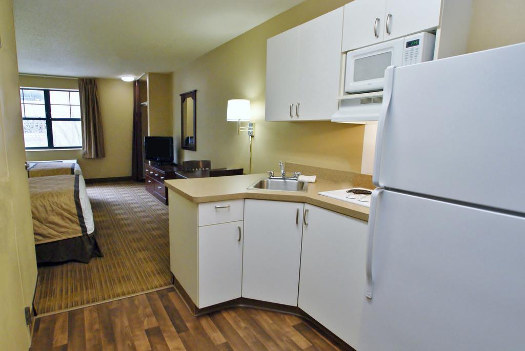 Extended Stay America Suites - Lynchburg - University Blvd Bagian luar foto