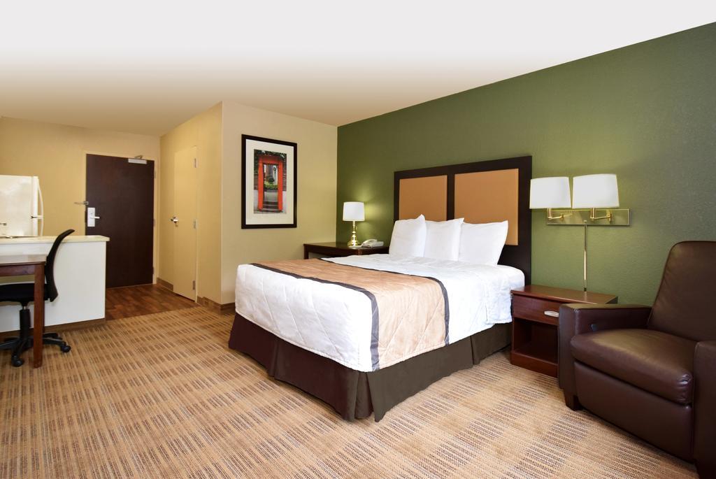 Extended Stay America Suites - Lynchburg - University Blvd Bagian luar foto