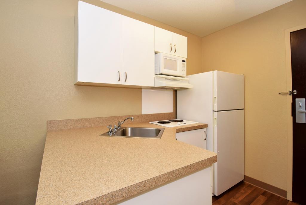 Extended Stay America Suites - Lynchburg - University Blvd Bagian luar foto